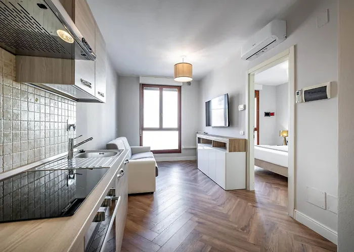 Yid Quiet Apartment With Parking